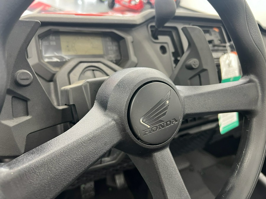 2025 Honda Pioneer 1000-6 Deluxe Crew
