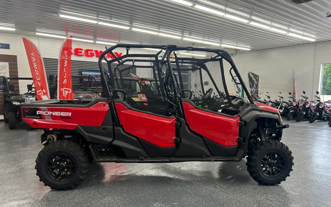 2025 Honda Pioneer 1000-6 Deluxe Crew