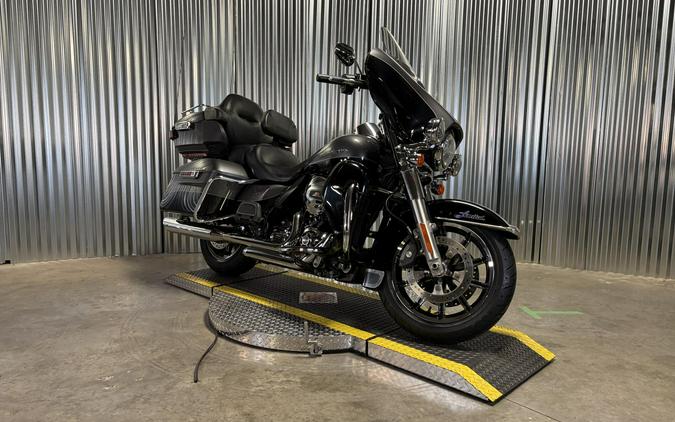 2014 Harley-Davidson Ultra Limited CHAR PRL/V BLK W/ PINSTRIPE