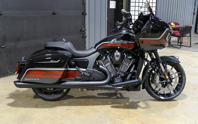 2026 Indian Motorcycle Challenger® Dark Horse® Signature Series
