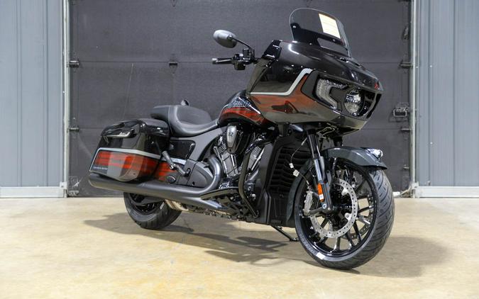 2026 Indian Motorcycle Challenger® Dark Horse® Signature Series
