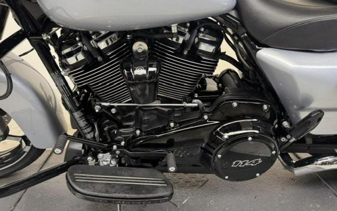 2019 Harley-Davidson® FLHXS - Street Glide® Special
