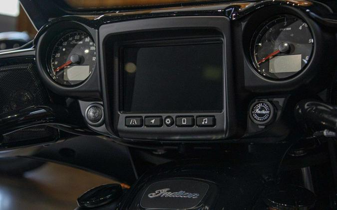 2024 Indian Motorcycle® Roadmaster® Dark Horse® with PowerBand Audio Package