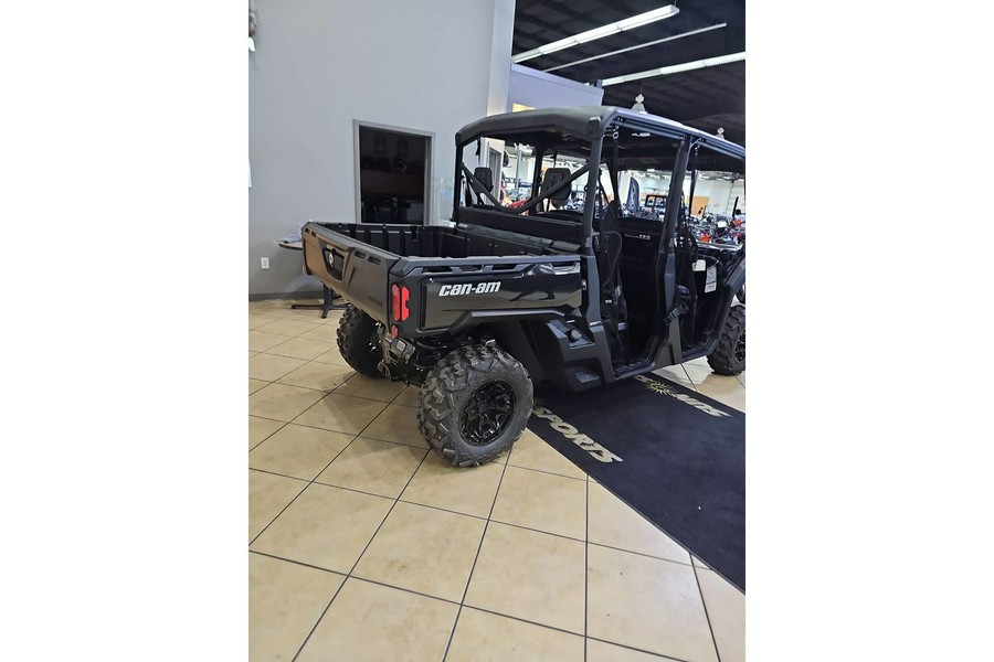 2026 Can-Am SSV DEF MAX XT 62 HD9 BK 26 XT HD9