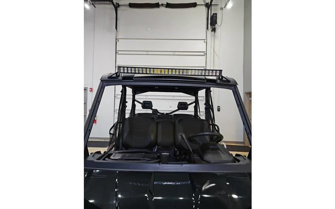 2026 Can-Am SSV DEF MAX XT 62 HD9 BK 26 XT HD9