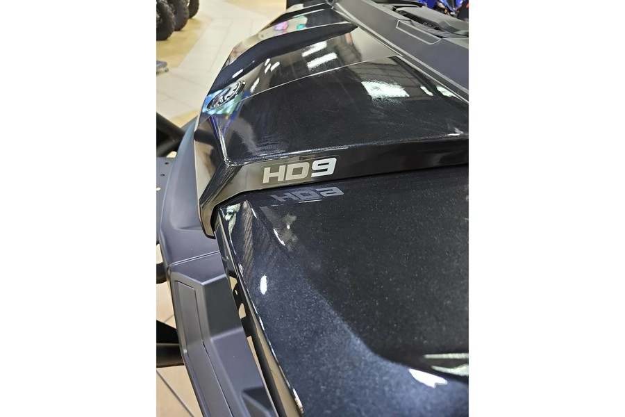 2026 Can-Am SSV DEF MAX XT 62 HD9 BK 26 XT HD9