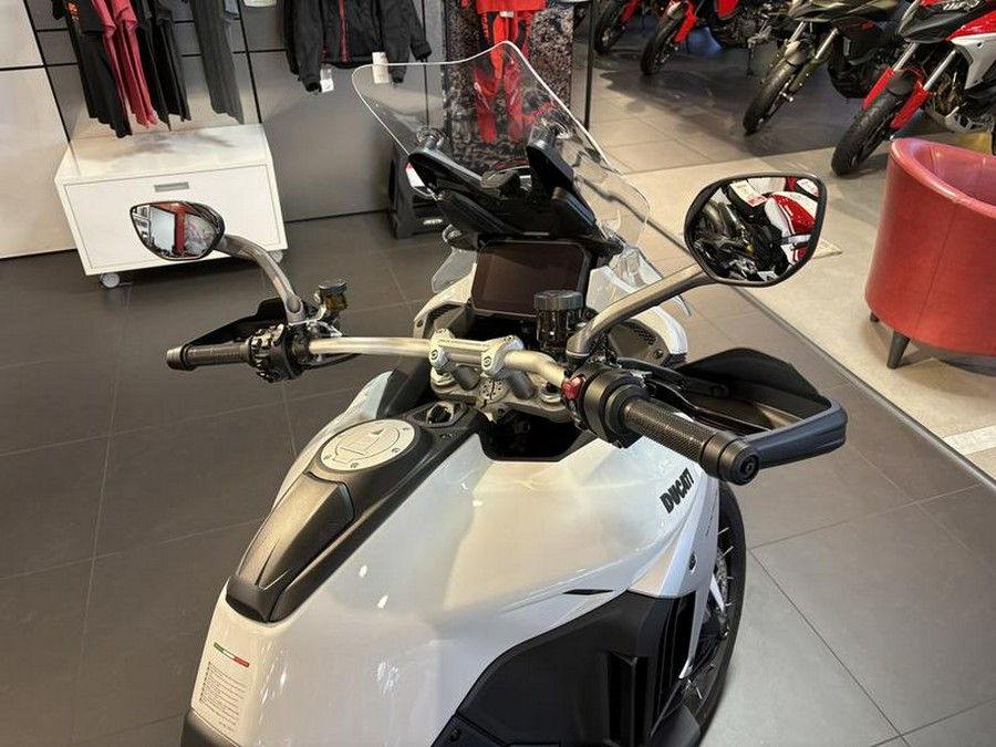 2024 Ducati Multistrada V4 S Travel & Radar Iceberg White