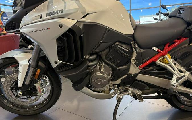 2024 Ducati Multistrada V4 S Travel & Radar Iceberg White