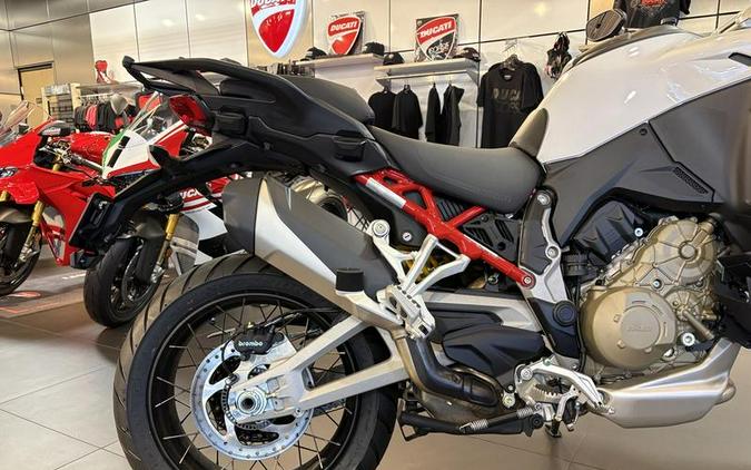 2024 Ducati Multistrada V4 S Travel & Radar Iceberg White