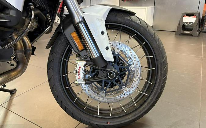 2024 Ducati Multistrada V4 S Travel & Radar Iceberg White