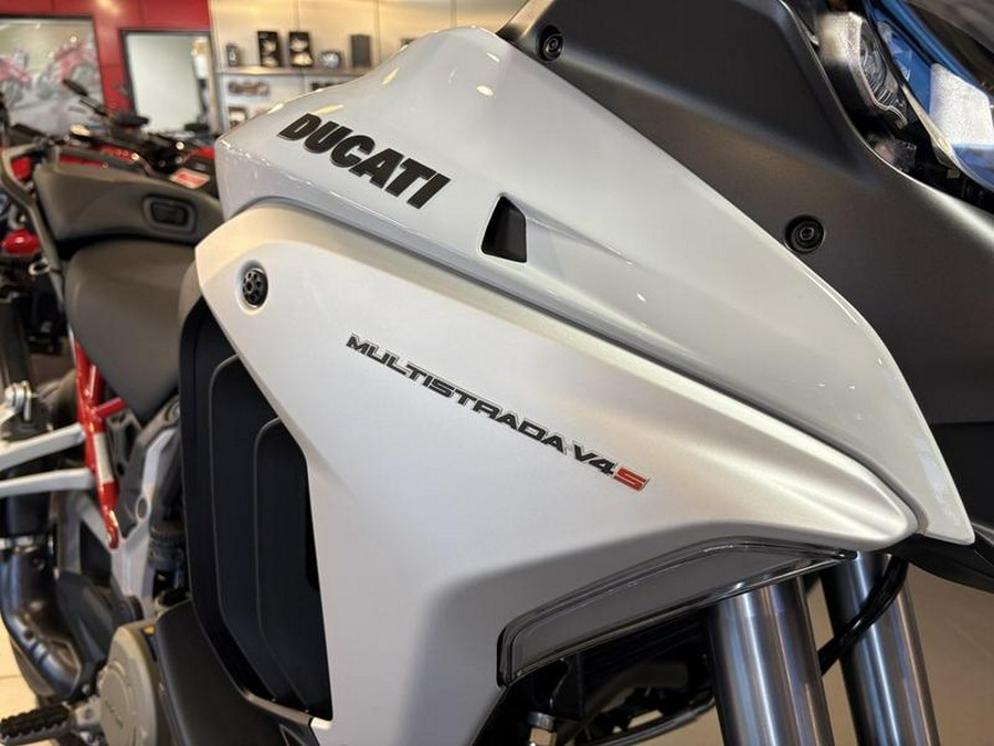 2024 Ducati Multistrada V4 S Travel & Radar Iceberg White