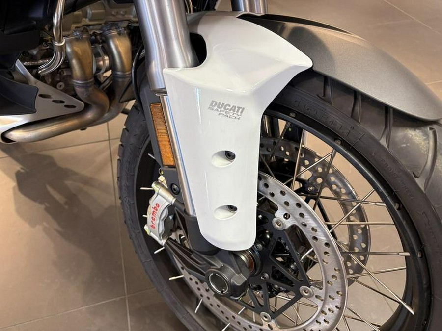 2024 Ducati Multistrada V4 S Travel & Radar Iceberg White