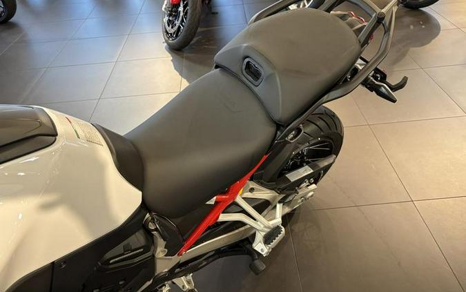 2024 Ducati Multistrada V4 S Travel & Radar Iceberg White