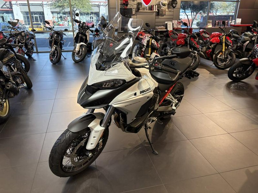 2024 Ducati Multistrada V4 S Travel & Radar Iceberg White