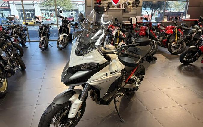 2024 Ducati Multistrada V4 S Travel & Radar Iceberg White