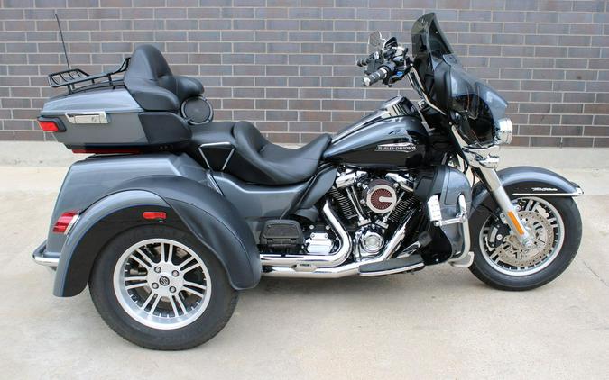 2021 Harley-Davidson® FLHTCUTG - Tri Glide® Ultra