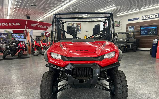 2025 Honda Pioneer 1000-6 Deluxe Crew