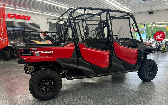 2025 Honda Pioneer 1000-6 Deluxe Crew