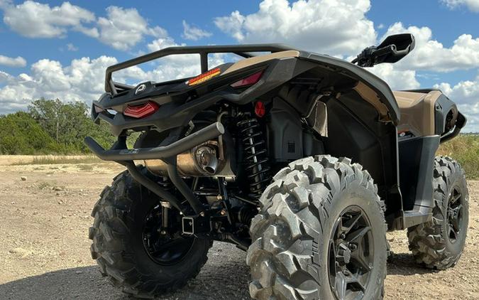 2027 Can-Am Outlander PRO XT HD7