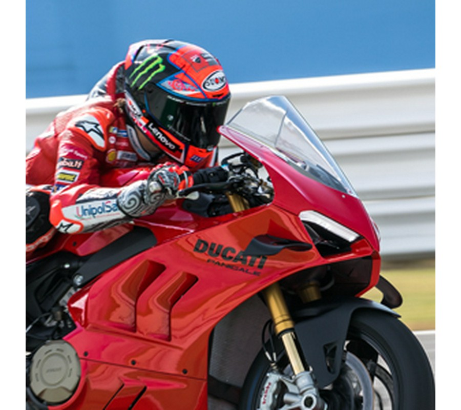 2024 Ducati Panigale V4 S