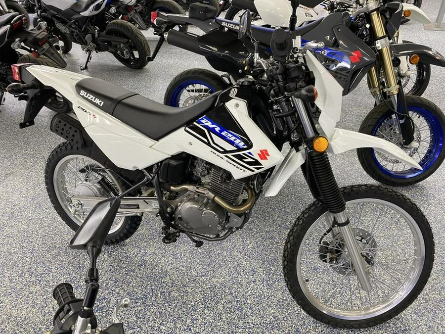 2019 Suzuki DR200S