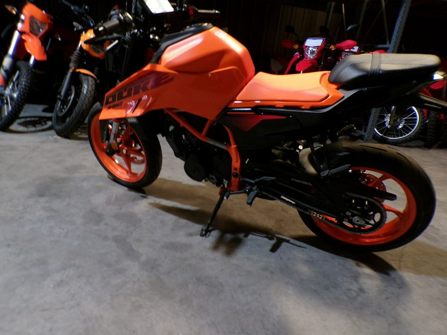 2024 KTM 390 Duke