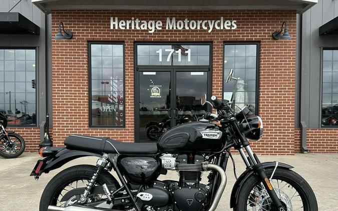 2023 Triumph Bonneville T100 Jet Black