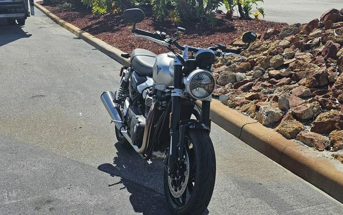 2025 Triumph Speed Twin 1200 Aluminum Silver RS