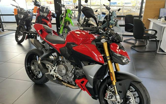 2025 Ducati Streetfighter V2 S