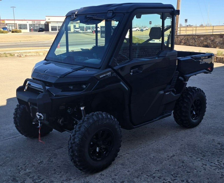 2026 Can-Am® Defender XT CAB HD11 With 10.25 in.display