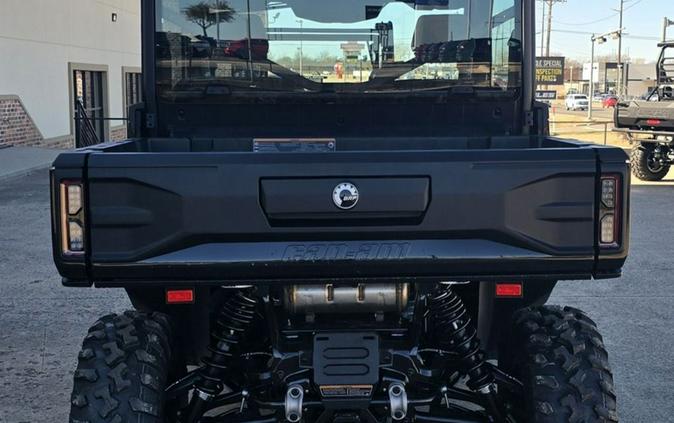 2026 Can-Am® Defender XT CAB HD11 With 10.25 in.display