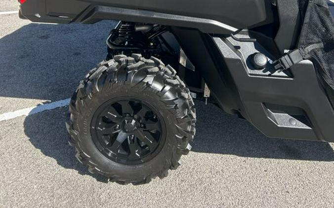 2025 Can-Am Defender DPS HD10