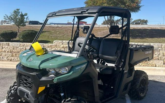 2025 Can-Am Defender DPS HD10