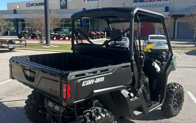 2025 Can-Am Defender DPS HD10