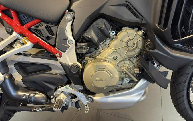 2024 Ducati Multistrada V4 S Travel & Radar Spoked Wheels Red