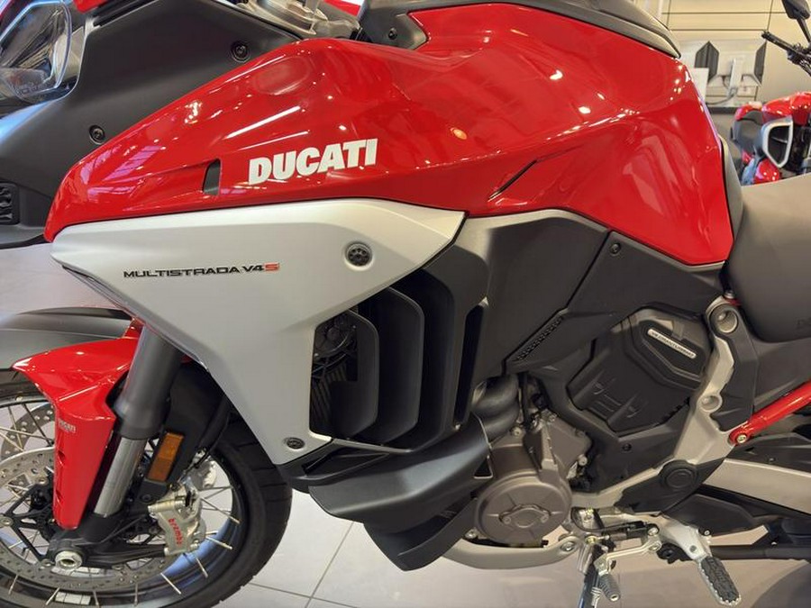 2024 Ducati Multistrada V4 S Travel & Radar Spoked Wheels Red