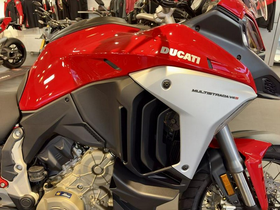 2024 Ducati Multistrada V4 S Travel & Radar Spoked Wheels Red