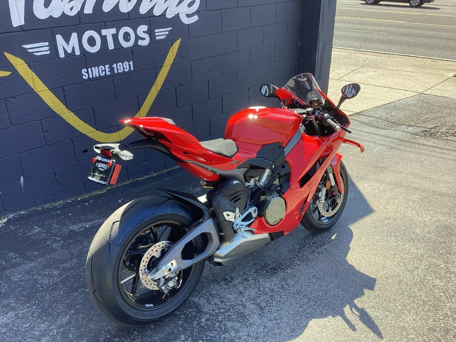 2026 Ducati Panigale V4