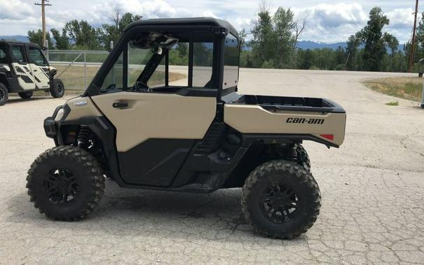 2026 Can-Am® Defender Limited HD11 Desert Tan & Carbon Black