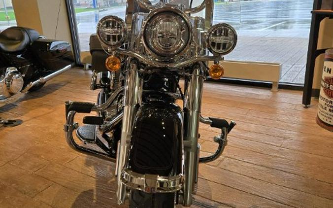 2024 Harley-Davidson Heritage Classic 114