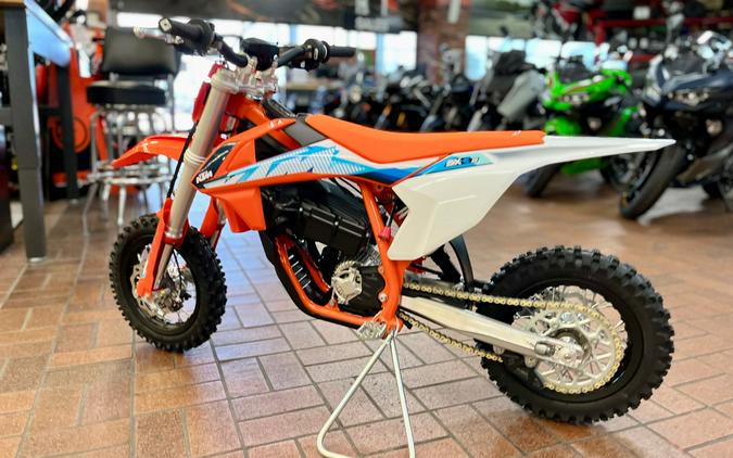 2024 KTM SX-E 3