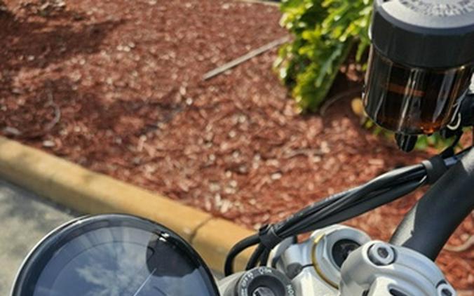 2025 Triumph Speed Twin 1200 RS Sapphire Black RS