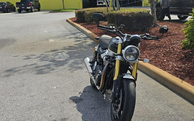 2025 Triumph Speed Twin 1200 RS Sapphire Black RS