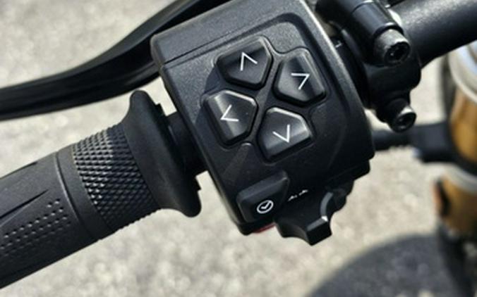 2025 Triumph Speed Twin 1200 RS Sapphire Black RS