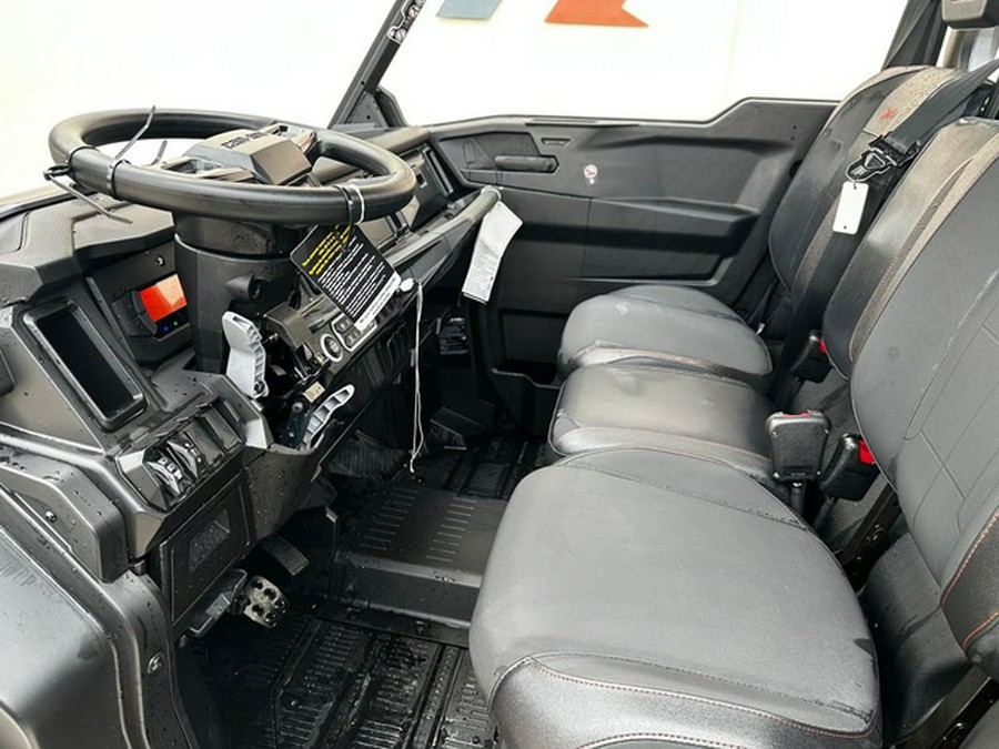 2026 Can-Am Defender X Mr HD11 With Half-Doors Dark Wildland C