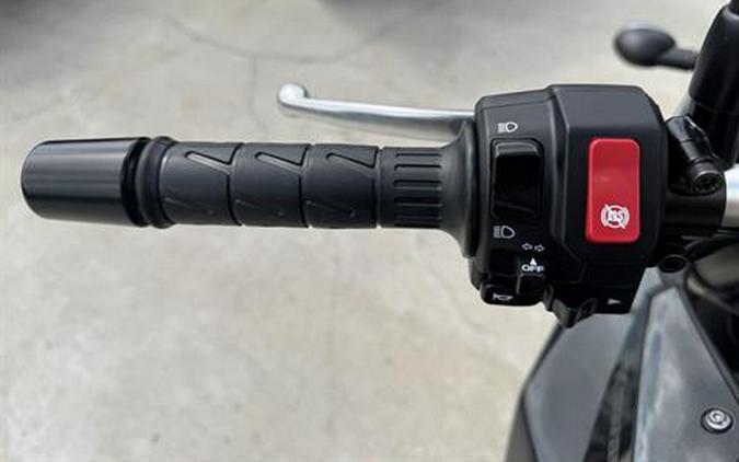 2026 Kawasaki KLE®500 ABS
