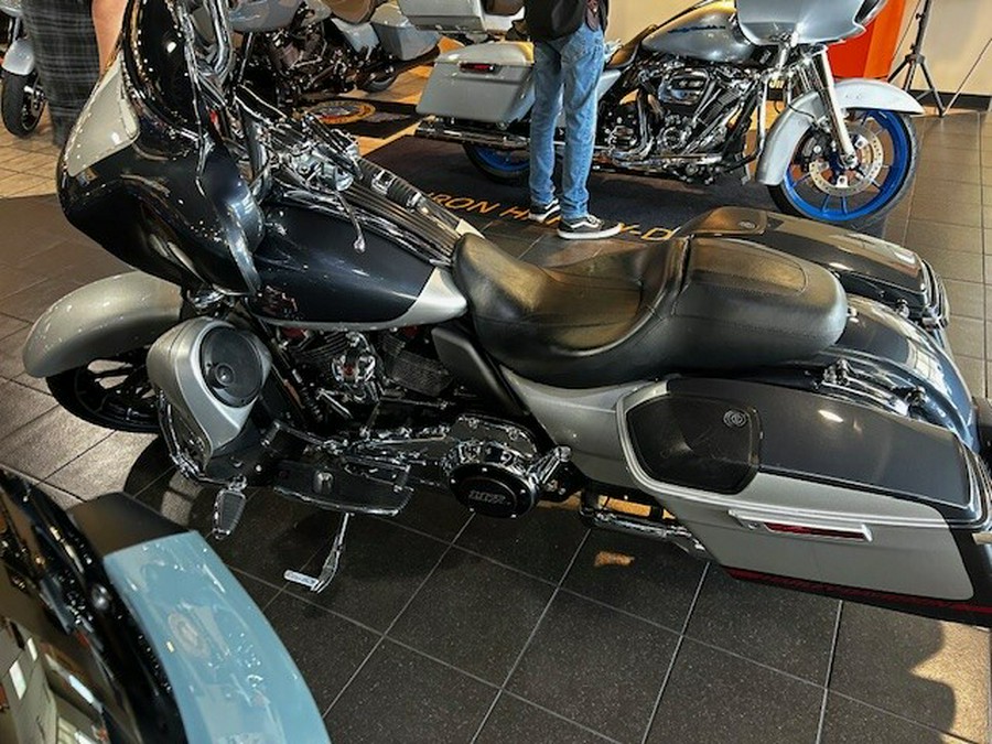 2019 Harley-Davidson CVO Street Glide Charred Steel & Lightening