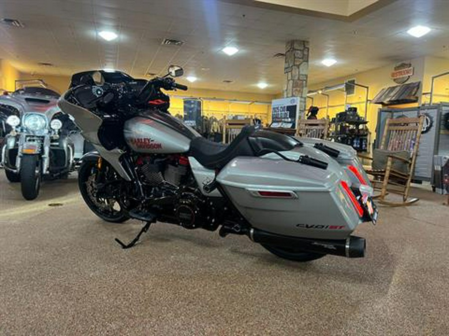 2025 Harley-Davidson CVO™ Road Glide® ST