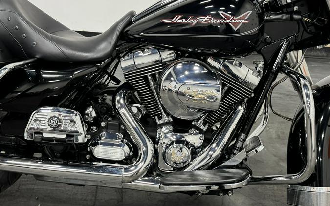2012 HARLEY DAVIDSON ROAD KING