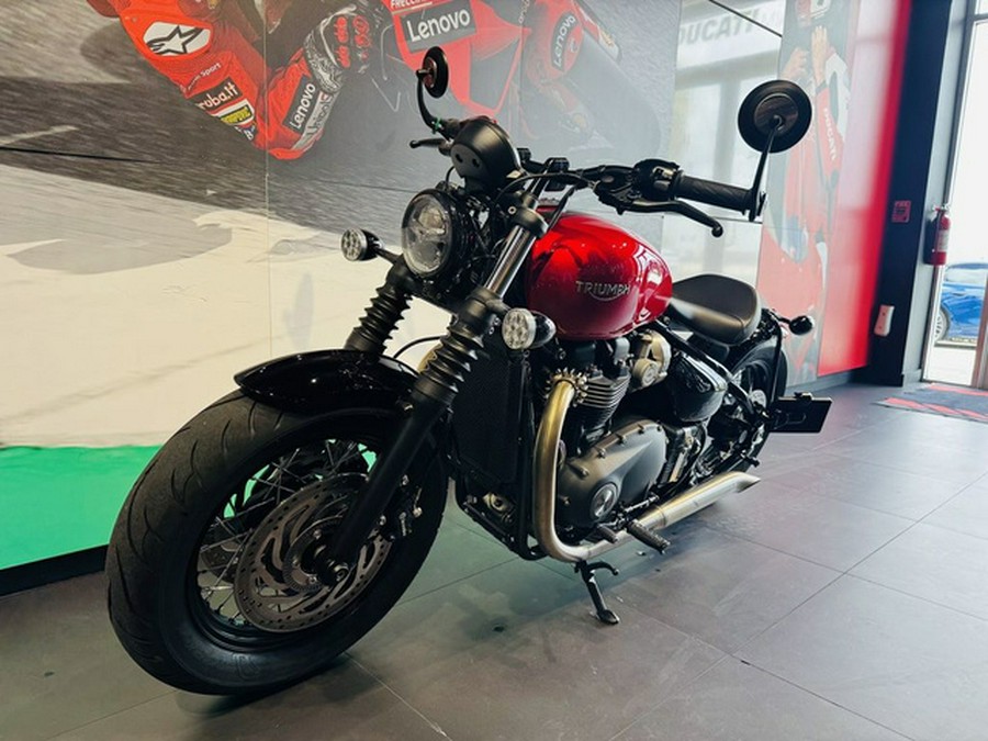 2023 Triumph Bonneville Bobber Red Hopper